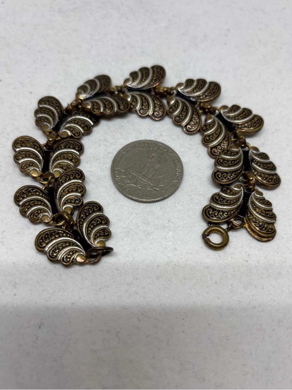Beautiful Vintage Faux Damascene bracelet